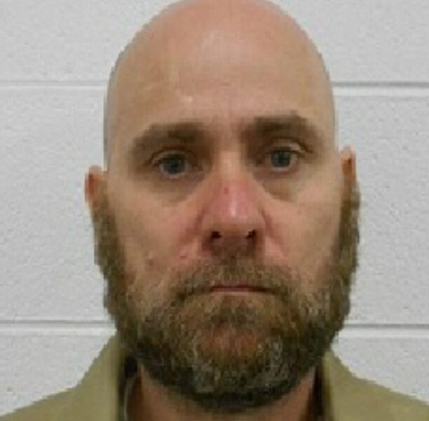 Brian Readenour wanted in Kentucky